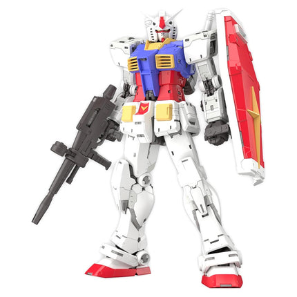 RG RX-78-2 Gundam Ver. 2.0 1/144 Real Grade Gundam Model Kit (Bandai Gunpla)